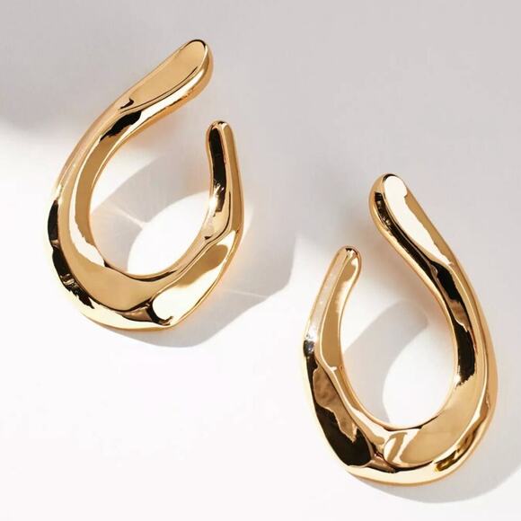 NWT Anthropologie Gold Flame Drop Earrings Hammered Oval Hoops - Picture 1 of 3